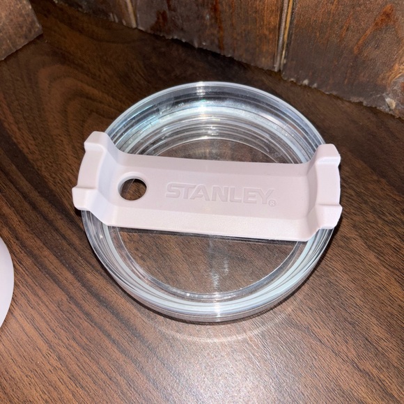 Stanley Quencher H2.0 FlowState 40 ounce Tumbler *no straw* - Picture 6 of 6